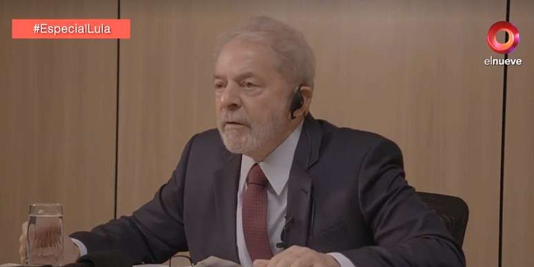O ex-presidente foi entrevistado pelo mais antigo canal de TV privado da Argentina