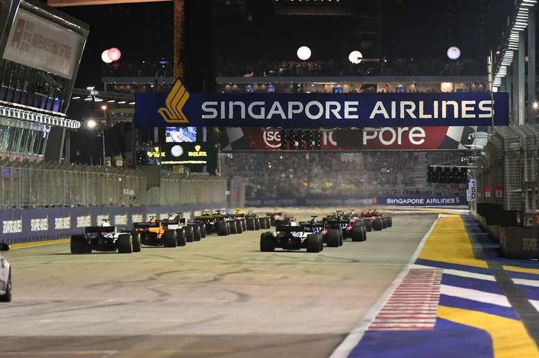 FIA adiciona terceira zona de DRS no Grande Prêmio de Singapura