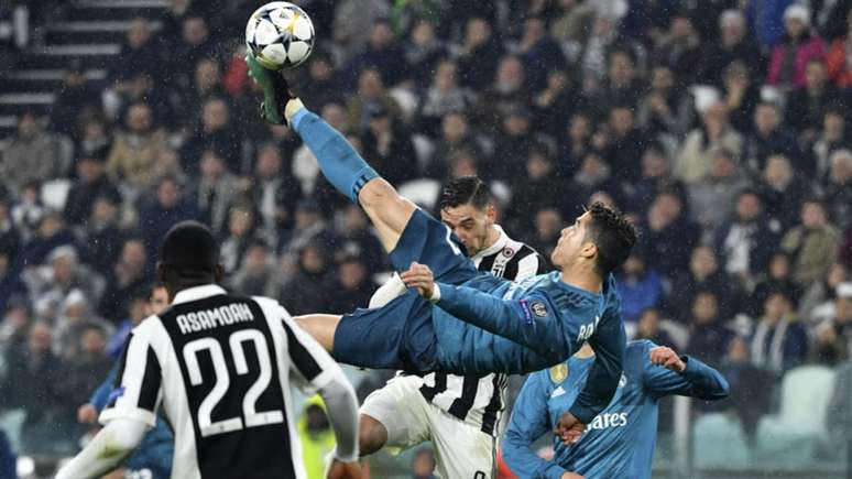 Gol de bicicleta de Cristiano Ronaldo contra a Juventus na Champions 2017/18 (AFP)
