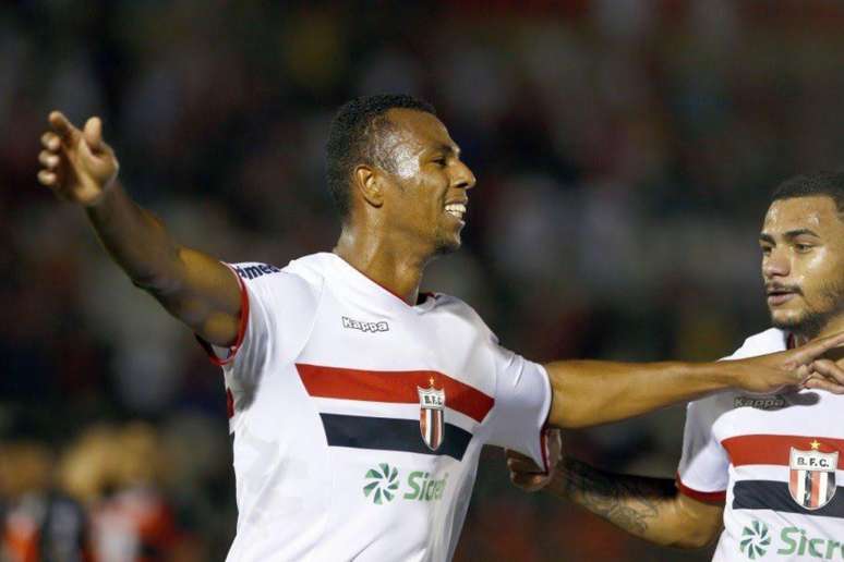 Luiz Otávio vem em grande fase no Botafogo de Ribeirão Preto (Foto:Thiago Calil / AGIF)