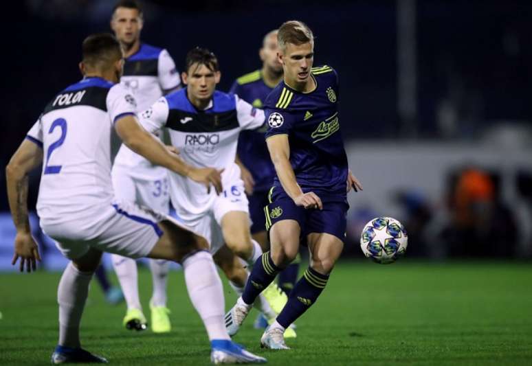 Italianos foram goleados pelos croatas (Foto: AFP)