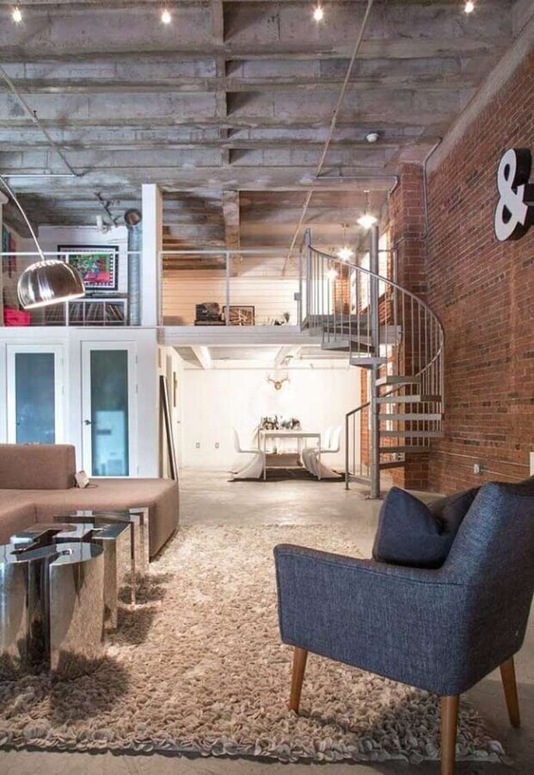 44. Decoração industrial para loft com parede de tijolinho – Foto: Apartment Therapy
