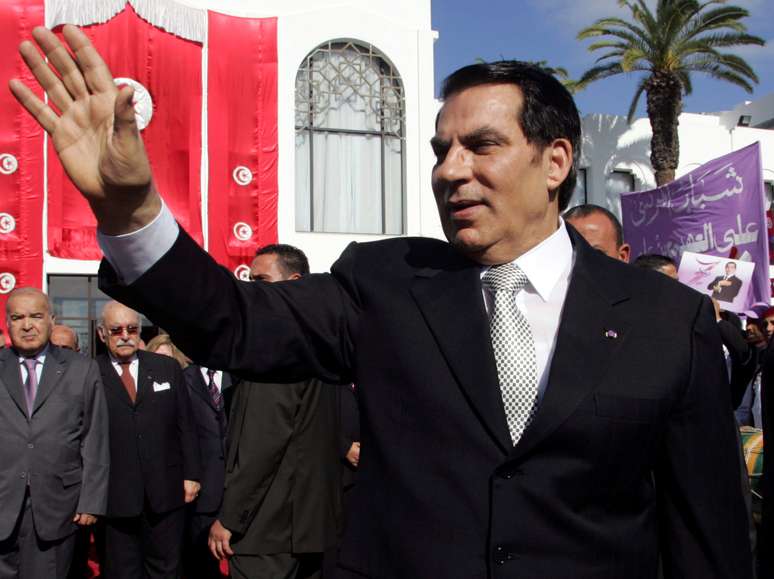 Presidente deposto da Tunísia, Zine al-Abidine Ben Ali, que morreu nesta quinta-feira
12/11/2009
REUTERS/Zoubeir Souissi