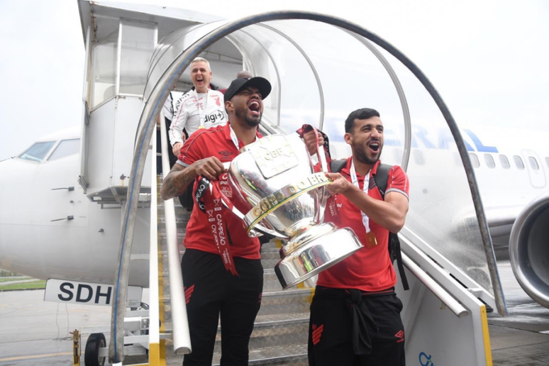 (Foto: Reprodução/ Twitter Athletico Paranaense)