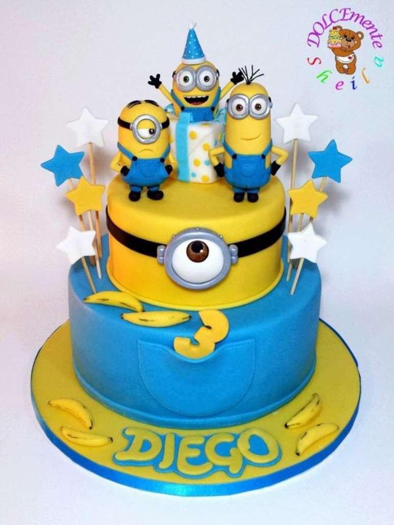 44. Um bolo completo para uma festa dos Minions deve ter todos os personagens. Foto: Dave Melllo