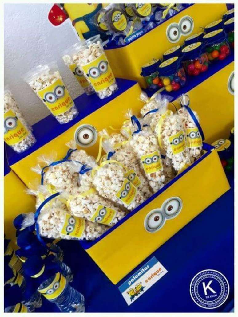 23. A embalagem dos doces faz toda a diferença nesta festa dos Minions. Foto: Baú de Menino