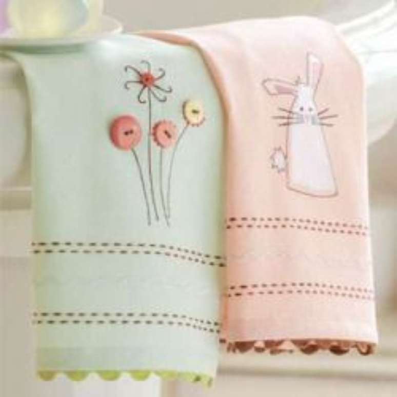 60. O pano de prato bordado tamb&eacute;m pode ser fofo &ndash; Por: Algod&atilde;o t&atilde;o doce