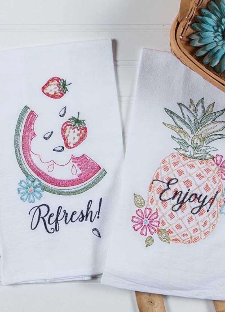 62. Escolha lindos desenhos para o seu pano de prato bordado &ndash; Por: Pinterest