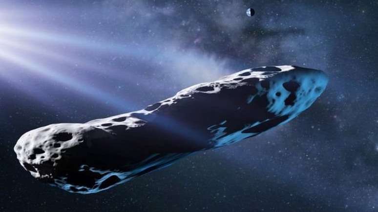 Oumuamua, que foi detectado em 2017, foi o primeiro visitante interestelar.