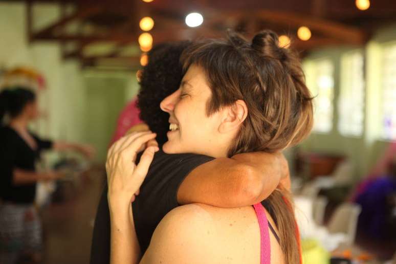 Rela&ccedil;&atilde;o com pacientes com transtornos mentais vai al&eacute;m da psiquiatria: carinho, amor, empatia e inser&ccedil;&atilde;o social ajudam no tratamento terap&ecirc;utico.