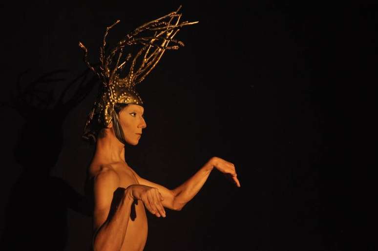 Cena do espetáculo 'Quem tem medo de Travesti'.