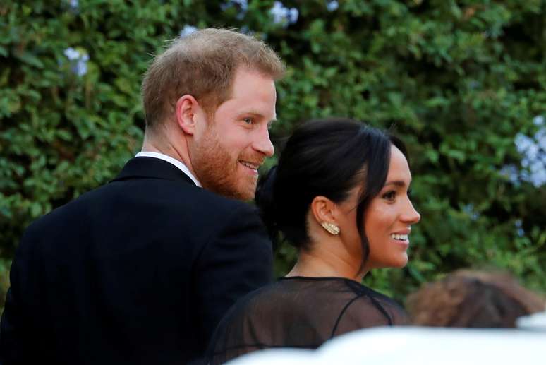 Pr&iacute;ncipe Harry e Meghan chegam para casamento de Misha Nonoo na Villa Aurelia, em Roma 20/9/2019 REUTERS/Remo Casilli