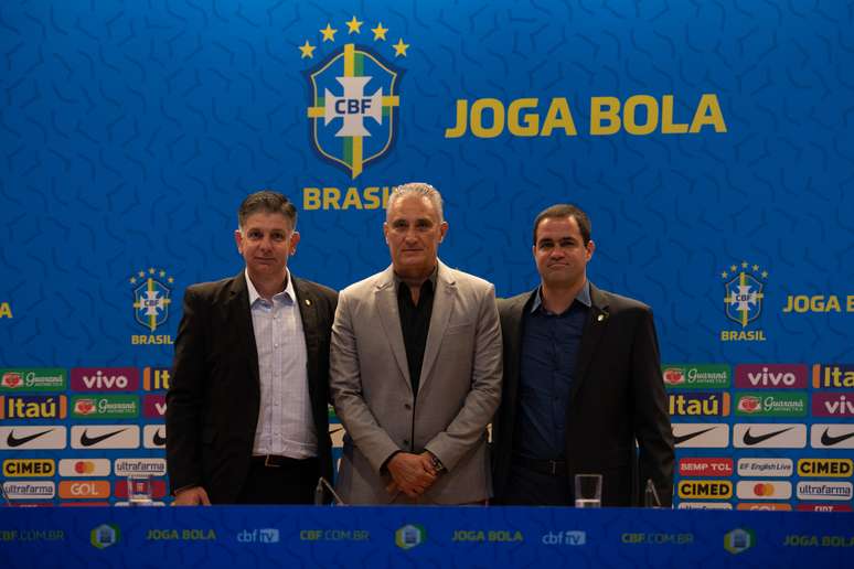 Guilherme Della Déa (Sub-17), Tite (principal) e André Jardine (Olímpica)