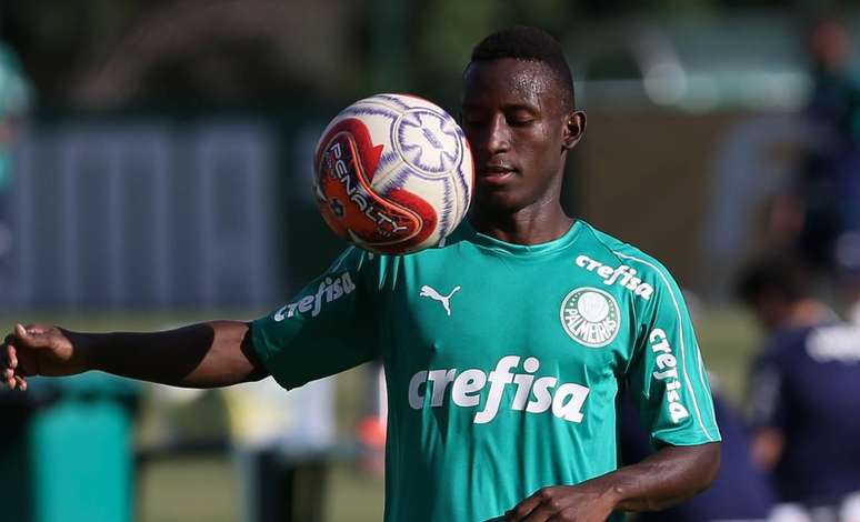 Ivan Angulo é uma das jovens promessas do Palmeiras (Foto: Cesar Greco/Ag Palmeiras/Divulgação)