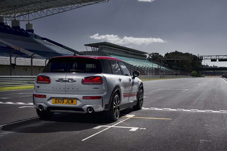 O novo Mini Clubman chega ao Brasil ainda este ano.