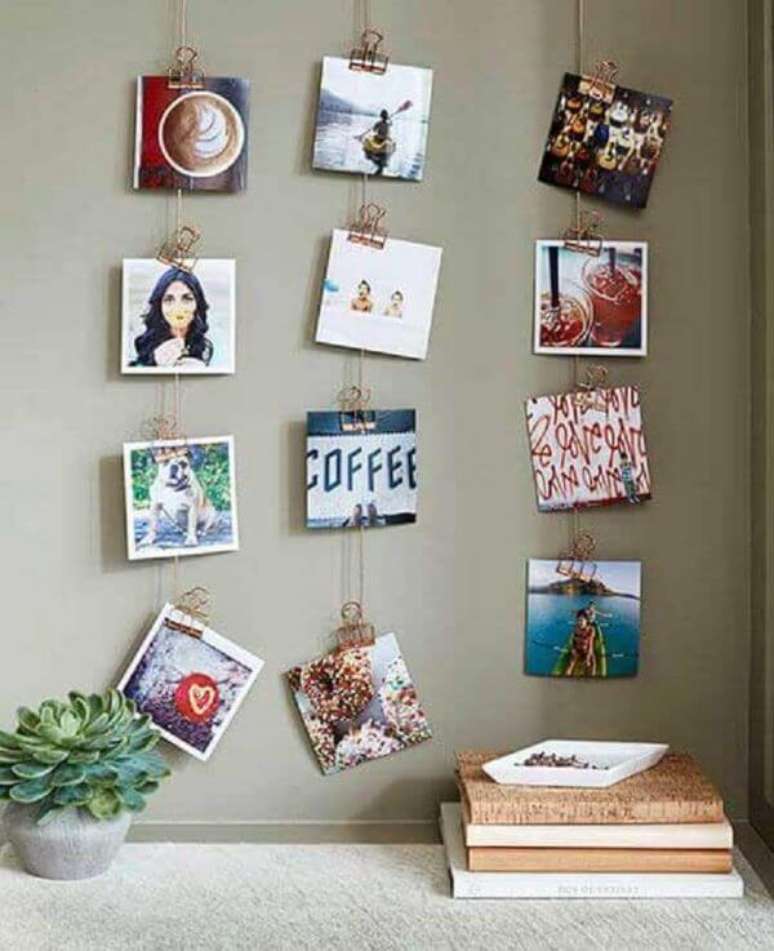 23. O painel de fotos criativo &eacute; lindo e deixa sua decora&ccedil;&atilde;o ainda mais intimista e personalizada &ndash; Por: Revista VD