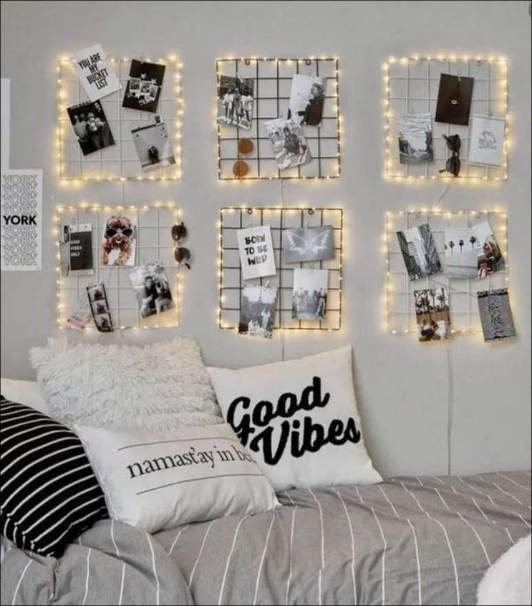 12. Painel de fotos para quarto com painel aramado e luzes decorando – Por: Home perfections