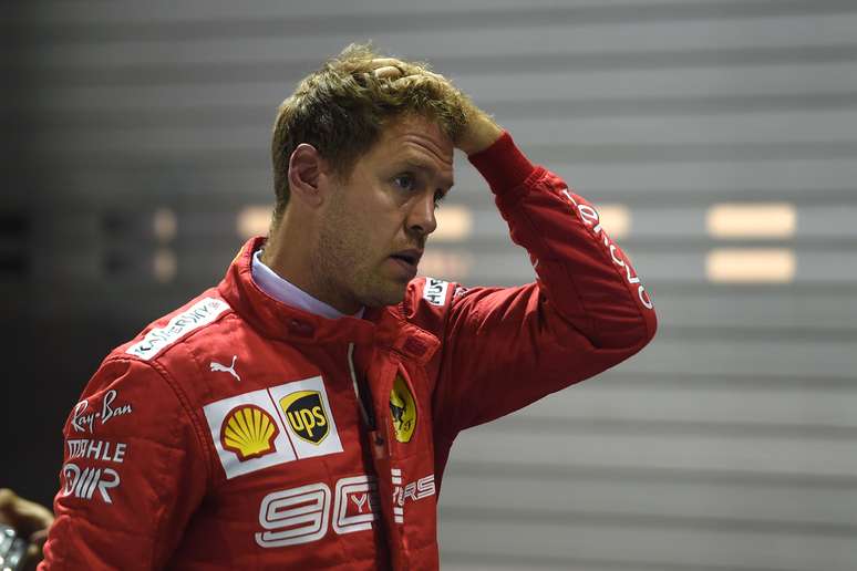 Vettel admite erro após perder a pole para Leclerc em Singapura