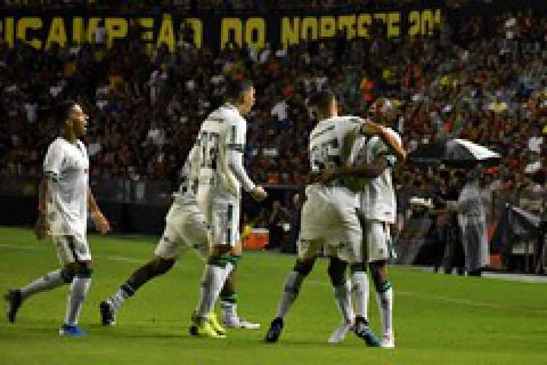 O América-MG teve uma noite perfeita no Recife e saiu vitorioso da Ilha do Retiro- (Mourão Panda/América-MG)