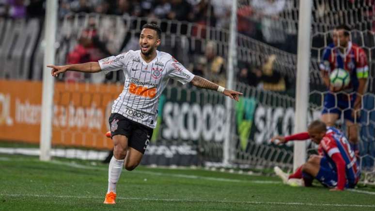 Clayson fez o segundo gol do Corinthians sobre o Bahia, em Itaquera (Foto: Van Campos/Fotoarena/Lancepress!)