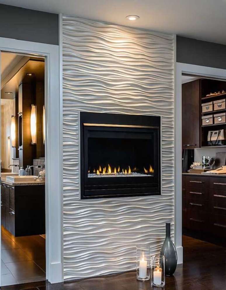 82. Utilize a placa de gesso 3D em apenas uma faixa na parede. Fonte: Pinterest