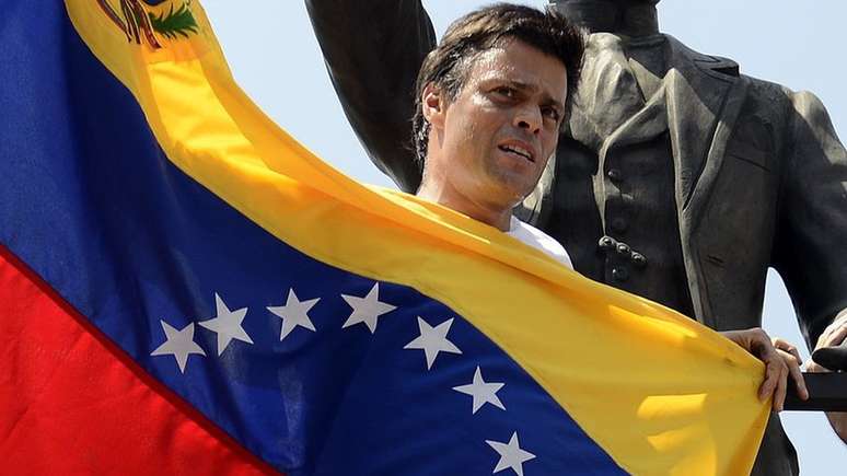 Leopoldo L&oacute;pez, libertado numa ofensiva de Juan Guaid&oacute;, &eacute; um dos mentores pol&iacute;ticos do autoproclamado presidente