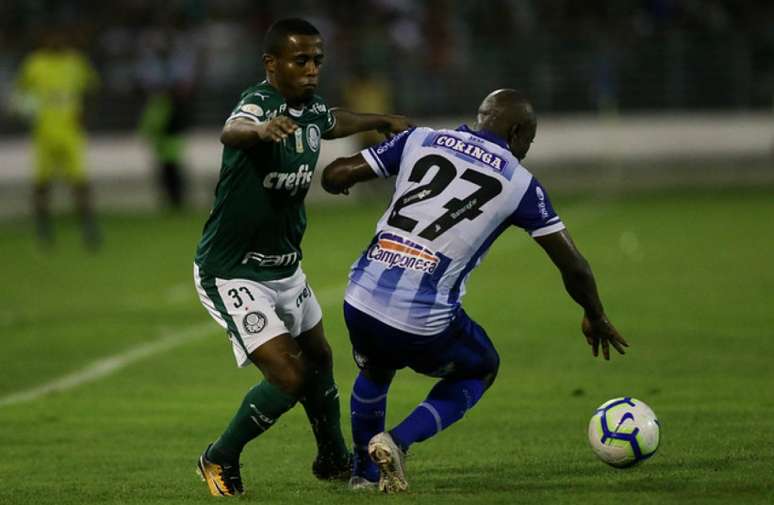 Com reservas como Carlos Eduardo, Palmeiras ficou no 1 a 1 diante do CSA, em maio (Cesar Greco/Agência Palmeiras)