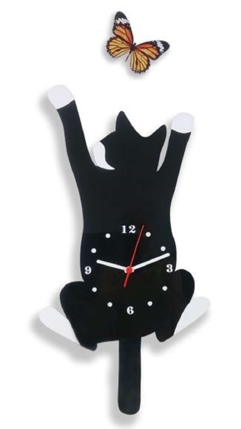 92. Relógio em formato de gato traz descontração ao ambiente. Fonte: Pinterest