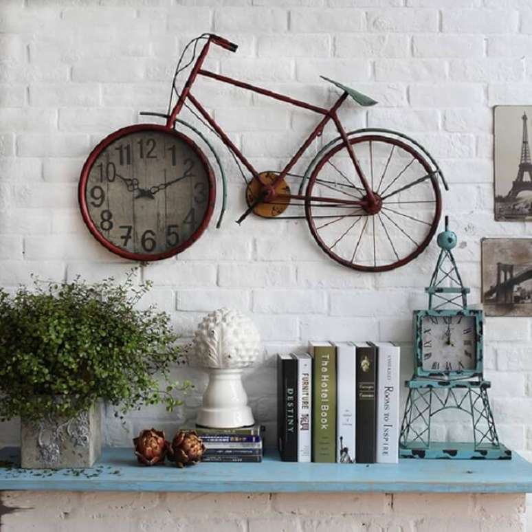 18. Rel&oacute;gio de parede com design criativo de bicicleta. Fonte: Pinterest