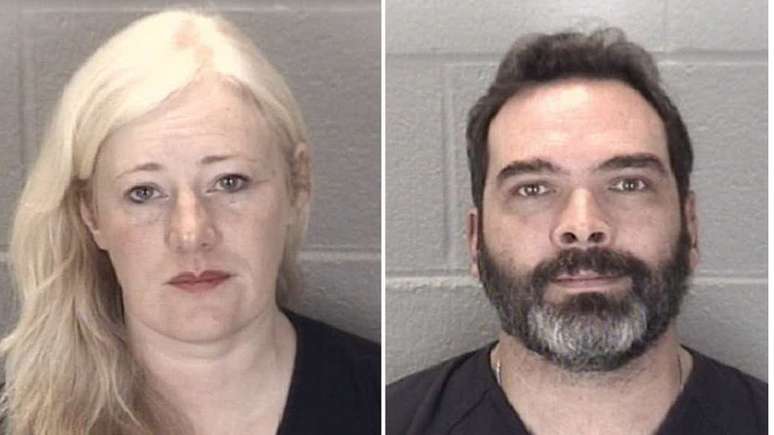 Kristine e Michael Barnett foram liberados sob fiança