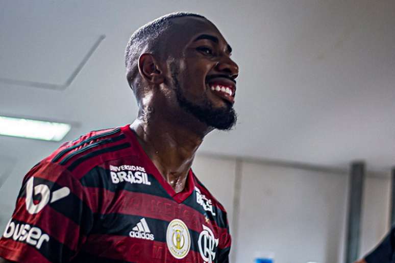 Gerson chegou a 15 jogos pelo Flamengo na última noite (Foto: Marcelo Cortes / Flamengo)