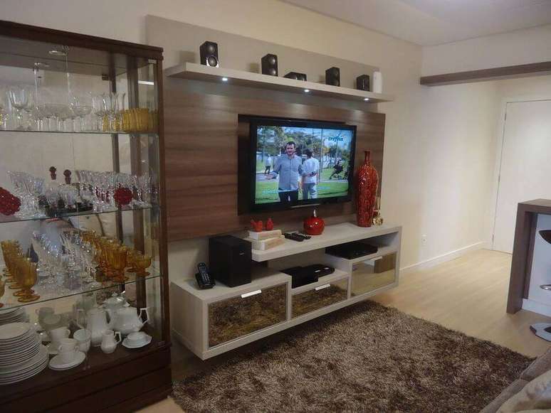 17. Salas de estar ganham muito com um tapete medusa. Projeto de Karine Pedrini Ghizzo