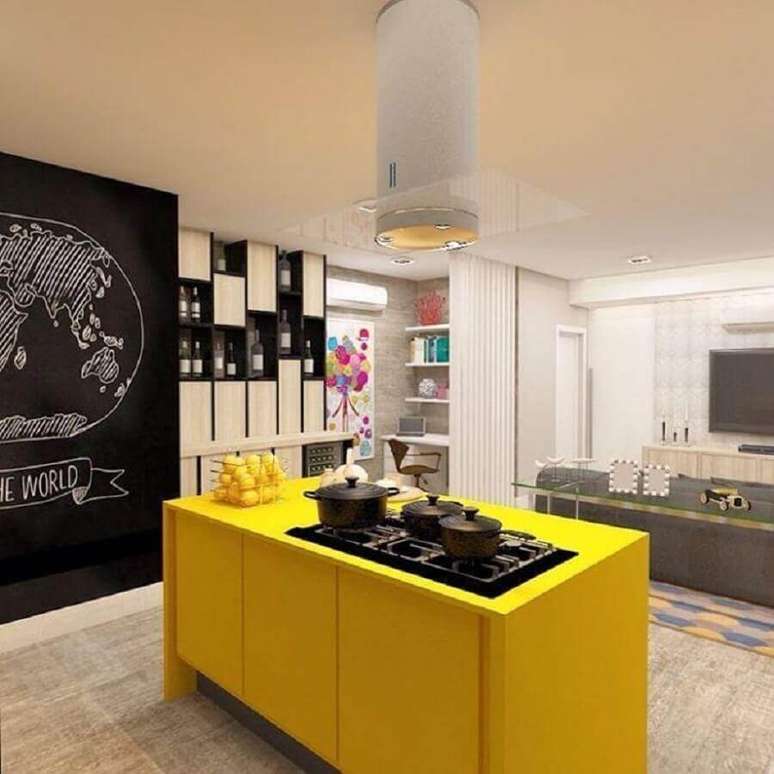 46. Invista em uma cozinha amarela para ajudar a abrir o apetite – Foto: Doppia Arquitetura