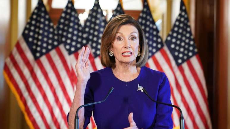 Nancy Pelosi, presidente da Câmara, afirmou que "ninguém está acima da lei" quando anunciou a abertura do pedido de impeachment contra Trump