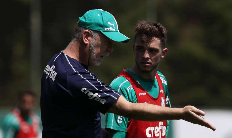 Mano Menezes colocou Hyoran no segundo tempo da partida com o CSA (Foto: Divulgação/SEP)