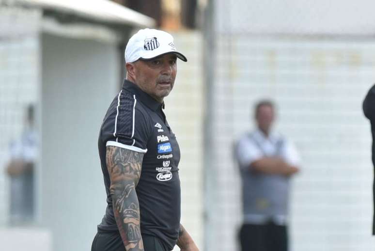 Sampaoli citou o caso da invasão da torcida do Fluminense (Foto: Ivan Storti/Santos)