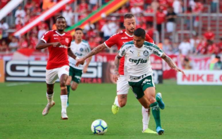 Dudu apareceu quando time precisou para provar que Verdão estava vivo em campo (Everton Pereira/O Fotográfico)