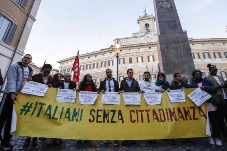 Manifestação na Itália, em novembro de 2017, pede cidadania a filhos de imigrantes