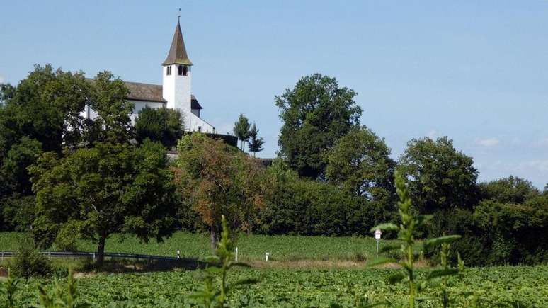 A crise de identidade territorial de Büsingen começou em 1693, quando alianças religiosas provocaram uma disputa familiar