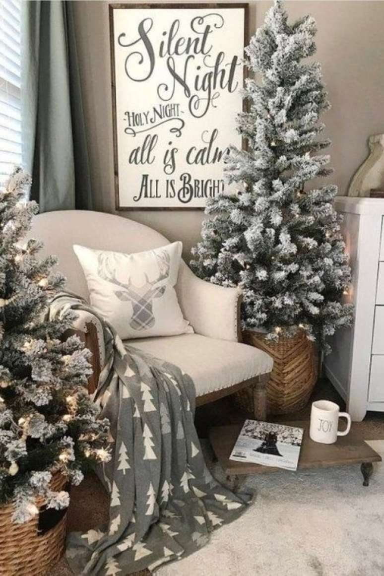 5. Use a decora&ccedil;&atilde;o de natal para sala simples e barata na paleta de cores que mais te agradar &ndash; Por: Pinterest