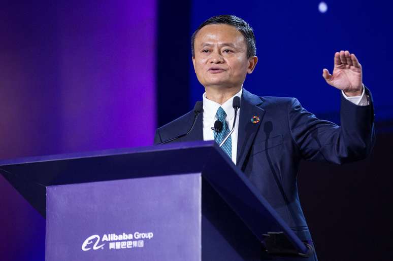 O bilion&aacute;rio fundador do Alibaba, Jack Ma, &eacute; um dos empres&aacute;rios mais famosos da China e pertence ao Partido Comunista, segundo o jornal 'Di&aacute;rio do Povo'