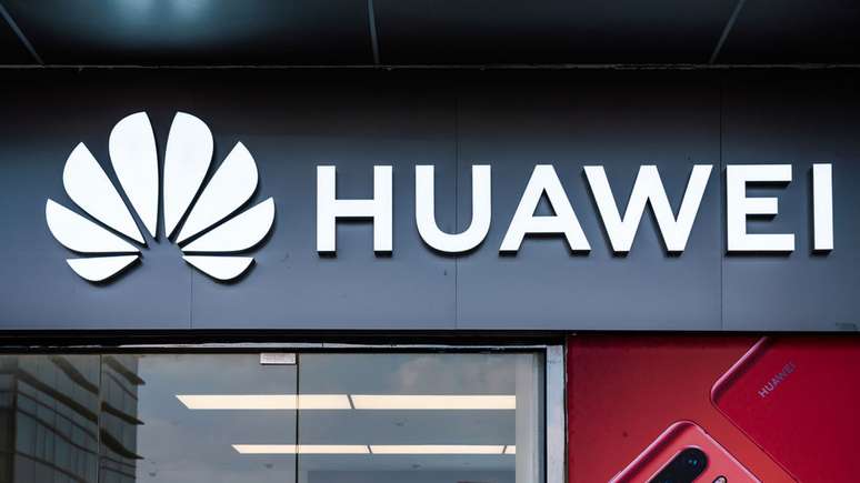 O governo Trump acusa a China de usar sua principal empresa privada para espionar outros pa&iacute;ses; a Huawei nega a acusa&ccedil;&atilde;o