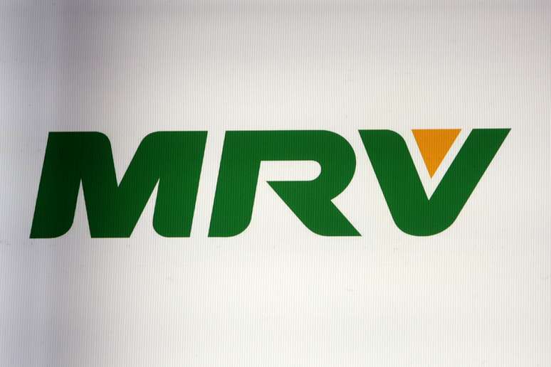The company logo for MRV is displayed on a screen on the floor of Brazil's B3 Stock Exchange in Sao Paulo, Brazil, July 25, 2019. Picture taken July 25, 2019. REUTERS/Amanda Perobelli - RC1A1EB6A9E0