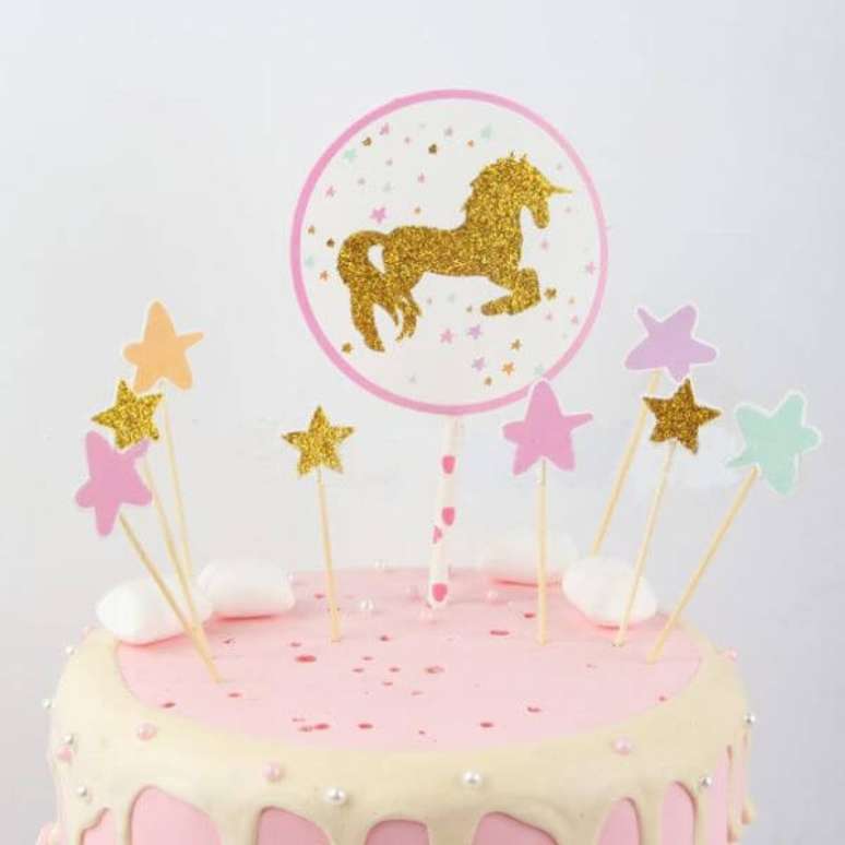 84. Bolo de unic&oacute;rnio dourado &ndash; Por: DH Gate