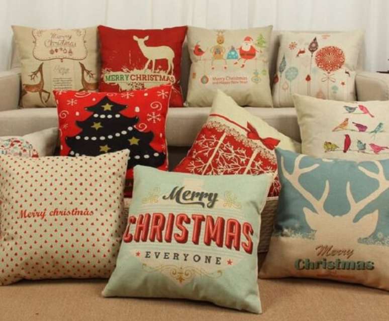 20. Diferentes modelos de almofadas de Natal para decorar sua casa. Fonte: Pinterest