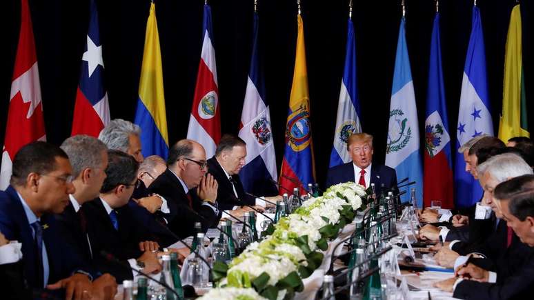 Antes dos representantes da Argentina, Brasil, Colômbia, Chile, Equador e Peru, Trump disse pertencer a uma 'coalizão histórica' ​​de 55 países que reconhece Guaidó como presidente da Venezuela.