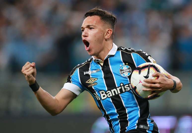 Pep&ecirc; marcou o gol do Gr&ecirc;mio.