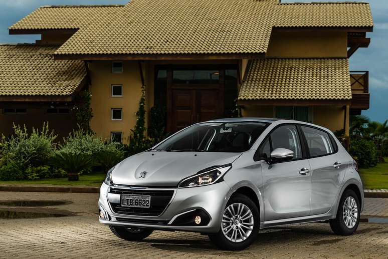 O Peugeot 208 Allure é bonito, mas as vendas são fracas.