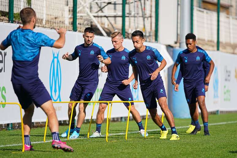 Olympique de Marselha tenta entrar na zona de classificação à Champions League (Foto: Reprodução/Facebook)