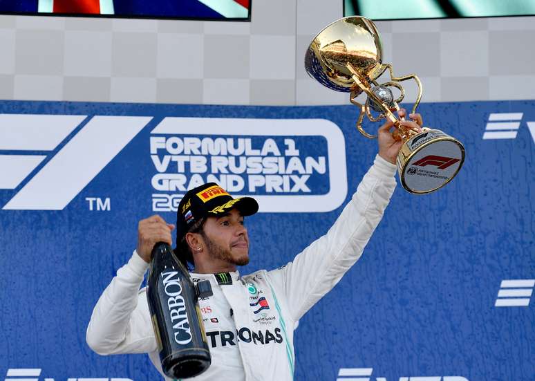 “Eu não quero ser o piloto número um do time”, diz Hamilton